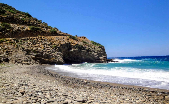 Aris_beach_Karavostamo_Ikaria