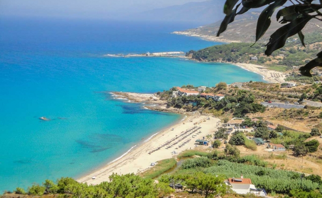 Livadi_Armenistis_beach_Ikaria