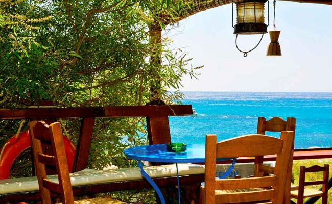 sto-gialo-kanei-fourtouna3