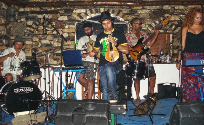 sto-gialo-kanei-fourtouna29